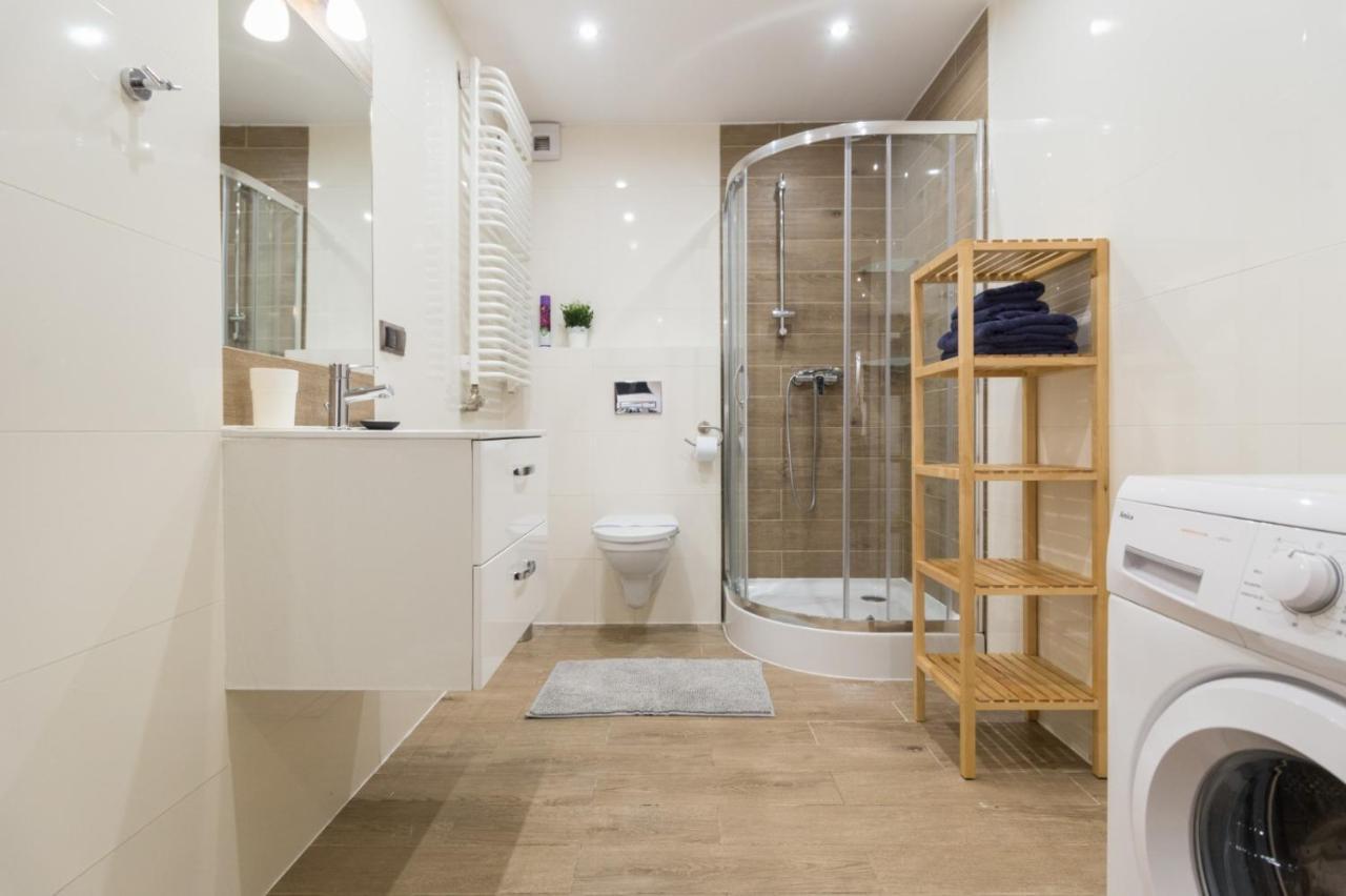 Romanowicza 5 Serene Place Apartment Krakow